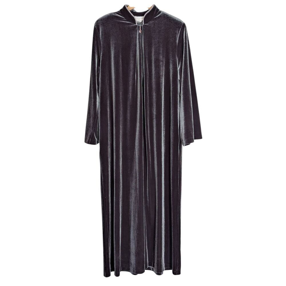 Diamond Tea Vintage Black Velvet Zip Front Robe Medium House Coat Glam Regency